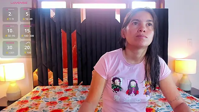 Sofy and Mia online show from 11/26/25, 12:38