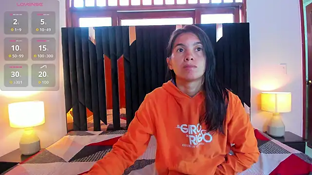 Sofy and Mia online show from 11/13/25, 12:31