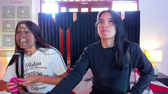 Sofy and Mia online show from 11/05/25, 12:30