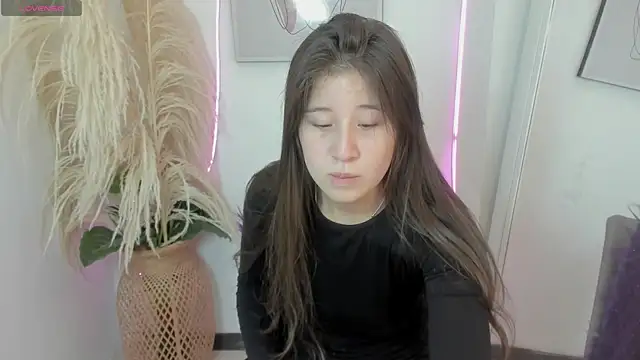 TamaraKarter online show from 11/01/25, 12:32