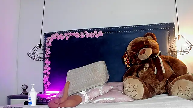 Emma Saylor online show from 01/31/26, 10:08