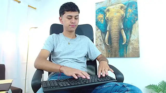 Alancum7 online show from 11/04/25, 01:04