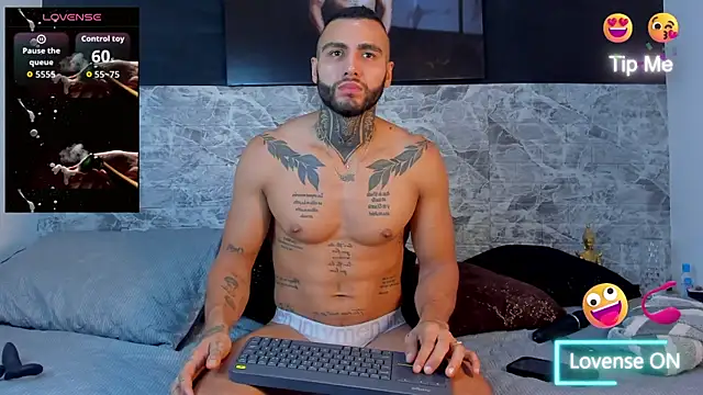 Danny Willson online show from 11/04/25, 10:08