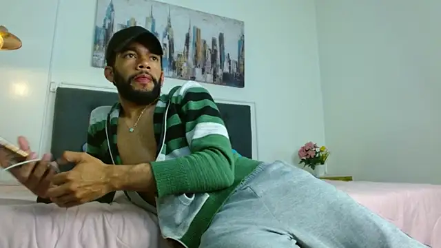 andresnoir  online show from 12/16/25, 01:48