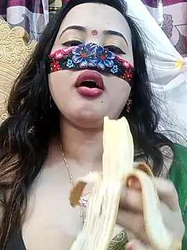 Snapshot of Beauty_Queen_Soniya chatting on 02/14/26, 07:14 Beauty Queen Soniya online show from 02/14/26, 07:14