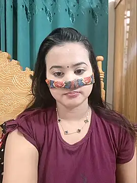 Snapshot of Beauty_Queen_Soniya chatting on 05/23/26, 11:53 Beauty Queen Soniya online show from 05/23/26, 11:53