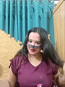 Beauty Queen Soniya online show from 04/09/26, 04:25