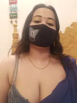 Snapshot of Beauty_Queen_Soniya chatting on 01/07/26, 10:31 Beauty Queen Soniya online show from 01/07/26, 10:31