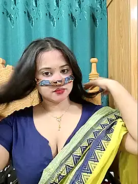 Snapshot of Beauty_Queen_Soniya chatting on 05/07/26, 08:01 Beauty Queen Soniya online show from 05/07/26, 08:01