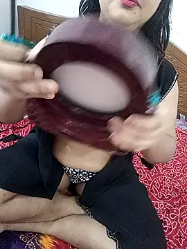 Beauty Queen Soniya online show from 11/19/25, 02:11