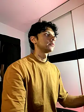 Snapshot of ErosDominant chatting on 11/12/25, 05:11 ErosDominant online show from 11/12/25, 05:11