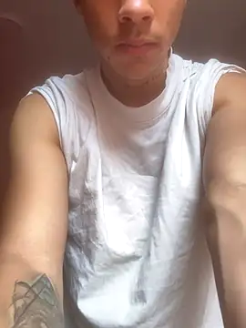 Snapshot of ErosDominant chatting on 10/12/25, 04:41 ErosDominant online show from 10/12/25, 04:41