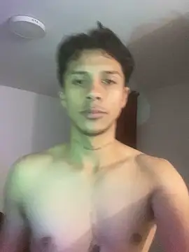 Snapshot of ErosDominant chatting on 10/08/25, 05:31 ErosDominant online show from 10/08/25, 05:31