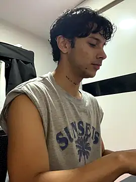 Snapshot of ErosDominant chatting on 11/27/25, 02:01 ErosDominant online show from 11/27/25, 02:01