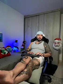 Dave-Max01 online show from 11/29/25, 02:34