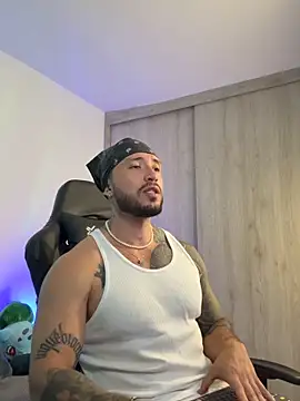 Dave-Max01 online show from 11/12/25, 02:04