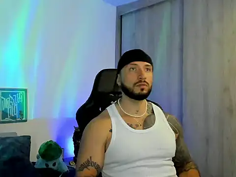 Snapshot of Dave-Max01 chatting on 01/07/26, 02:16 Dave-Max01 online show from 01/07/26, 02:16