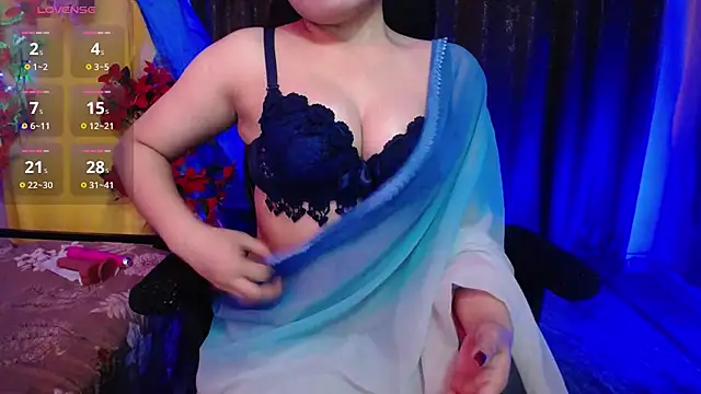 Hot Hazel online show from 05/18/26, 07:29