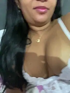 Snapshot of Brunamorenago chatting on 03/26/26, 12:03 Brunamorenago online show from 03/26/26, 12:03