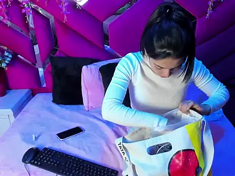 Gisell Squirt  online show from 11/13/25, 12:09