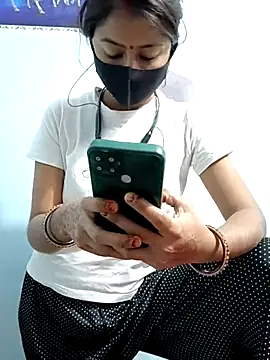 Payal G online show from 12/04/25, 04:17