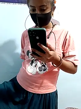 Payal G online show from 12/02/25, 04:41