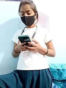 Payal G online show from 11/15/25, 04:11