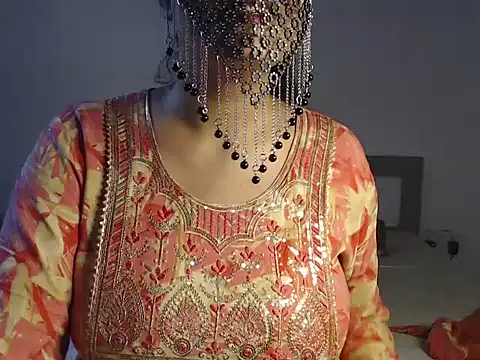 Snapshot of Punjabi_Bhabhi_ chatting on 10/12/25, 03:57 Punjabi Bhabhi online show from 10/12/25, 03:57
