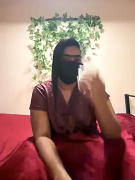 Snapshot of Chennai_Fire chatting on 12/19/25, 05:37 Chennai Fire online show from 12/19/25, 05:37