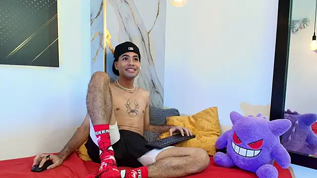 JacobBlackwell  online show from 12/15/25, 07:36