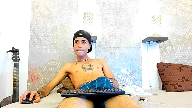 JacobBlackwell  online show from 10/13/25, 08:05