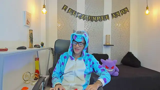 JacobBlackwell  online show from 11/20/25, 07:25