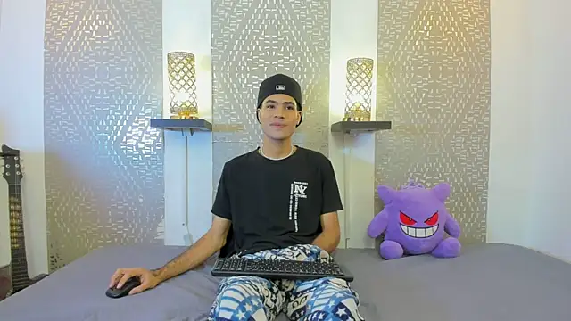 JacobBlackwell  online show from 12/16/25, 07:29