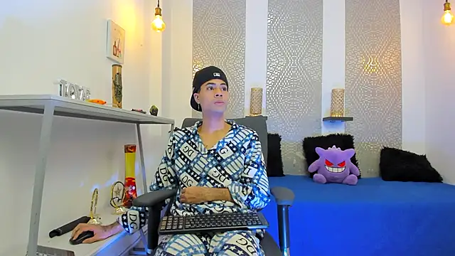 JacobBlackwell  online show from 11/03/25, 07:39