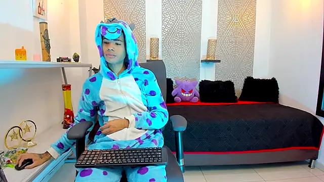 JacobBlackwell  online show from 11/05/25, 07:28