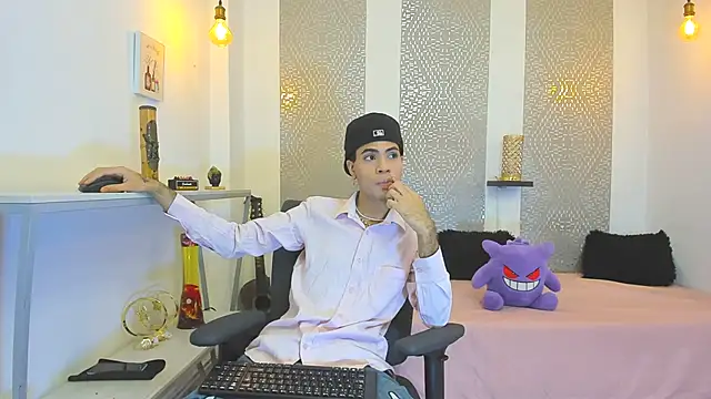 JacobBlackwell  online show from 11/17/25, 07:18