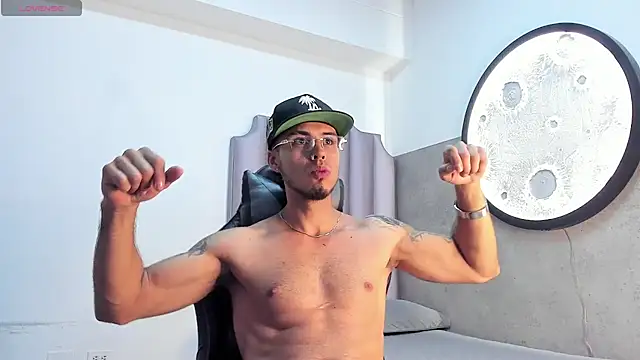 Rurik Jones online show from 11/06/25, 12:20