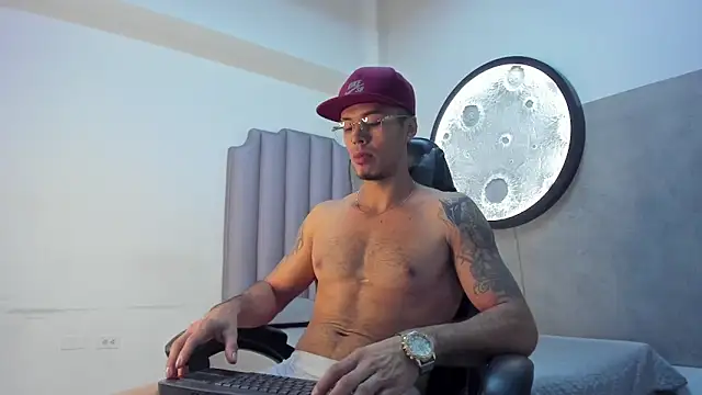 Rurik Jones online show from 11/20/25, 12:17