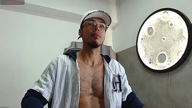 Rurik Jones online show from 10/23/25, 11:31