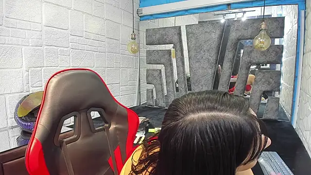 RubyEvanns online show from 03/18/26, 07:59