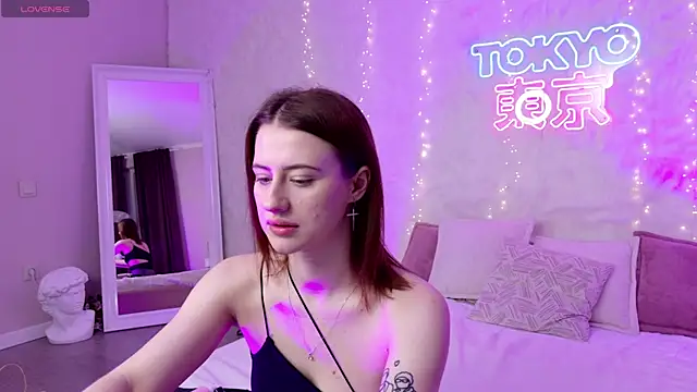 JessiJull online show from 10/16/25, 05:43