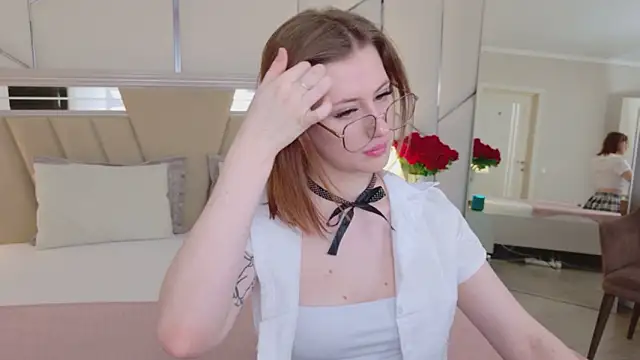 JessiJull online show from 03/03/26, 05:20