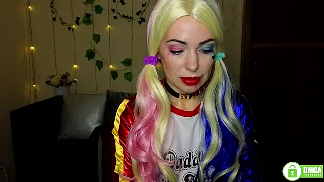 Rita lovvylyou online show from 10/31/25, 06:32