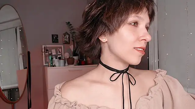 YourHotExSAndra online show from 11/08/25, 05:49