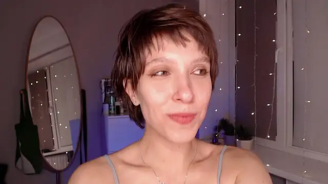 YourHotExSAndra online show from 10/20/25, 08:09