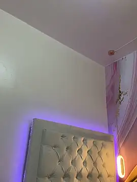 Luna star3 online show from 11/12/25, 11:47