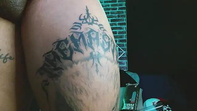 jordan bigcock  online show from 12/01/25, 06:47