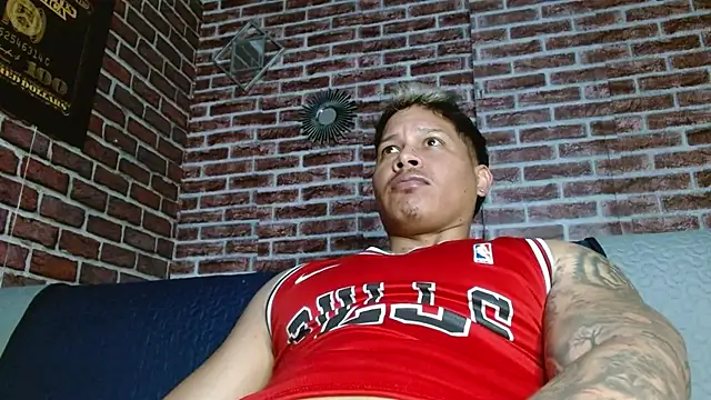Snapshot of jordan_bigcock_ chatting on 06/28/26, 04:30 jordan bigcock online show from 06/28/26, 04:30