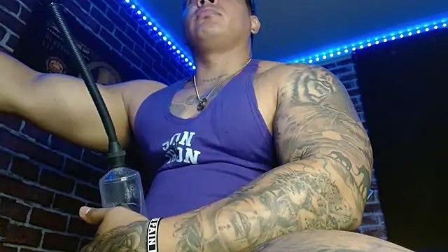 jordan bigcock  online show from 11/05/25, 09:29