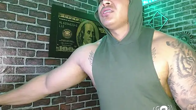 jordan bigcock  online show from 01/06/26, 05:33